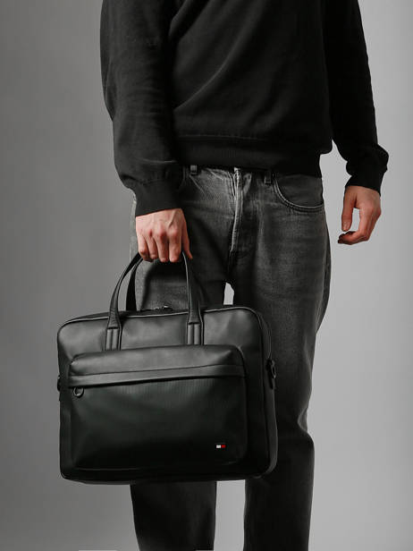 Porte Documents (main) Tommy hilfiger Noir th flag AM13989 vue secondaire 1